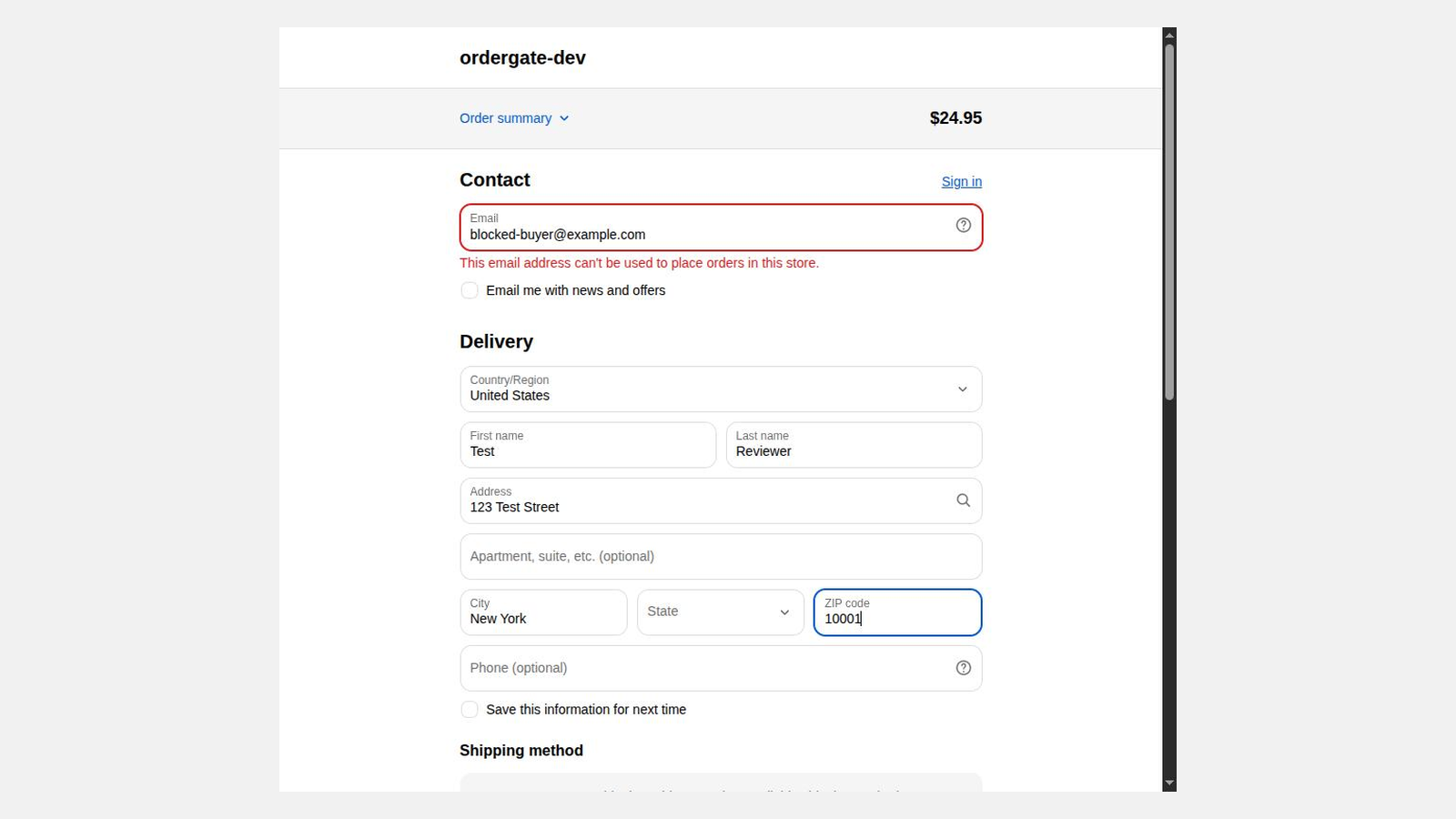 Shopify ödeme adımında e-posta alanı kırmızı çerçeveli ve altında ret mesajı.